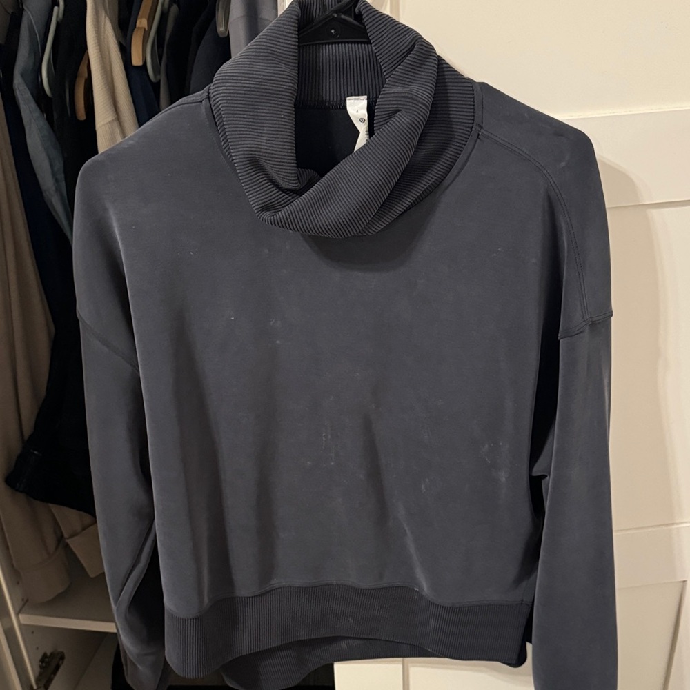 Lululemon turtle neck
